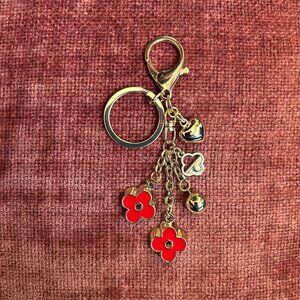 CLOVER AND HEART BAG CHARM Red Gold Tone Charms💕